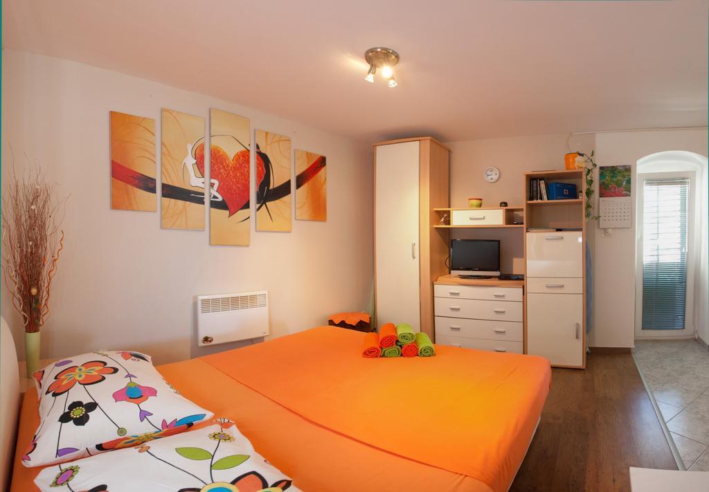 Paradise Apartment With Big Sunny Terrace In The Old Town, Few Meters From The Sea & Riva Promenade 스플리트 객실 사진