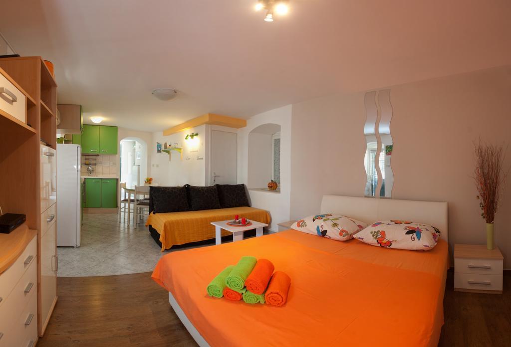Paradise Apartment With Big Sunny Terrace In The Old Town, Few Meters From The Sea & Riva Promenade 스플리트 객실 사진