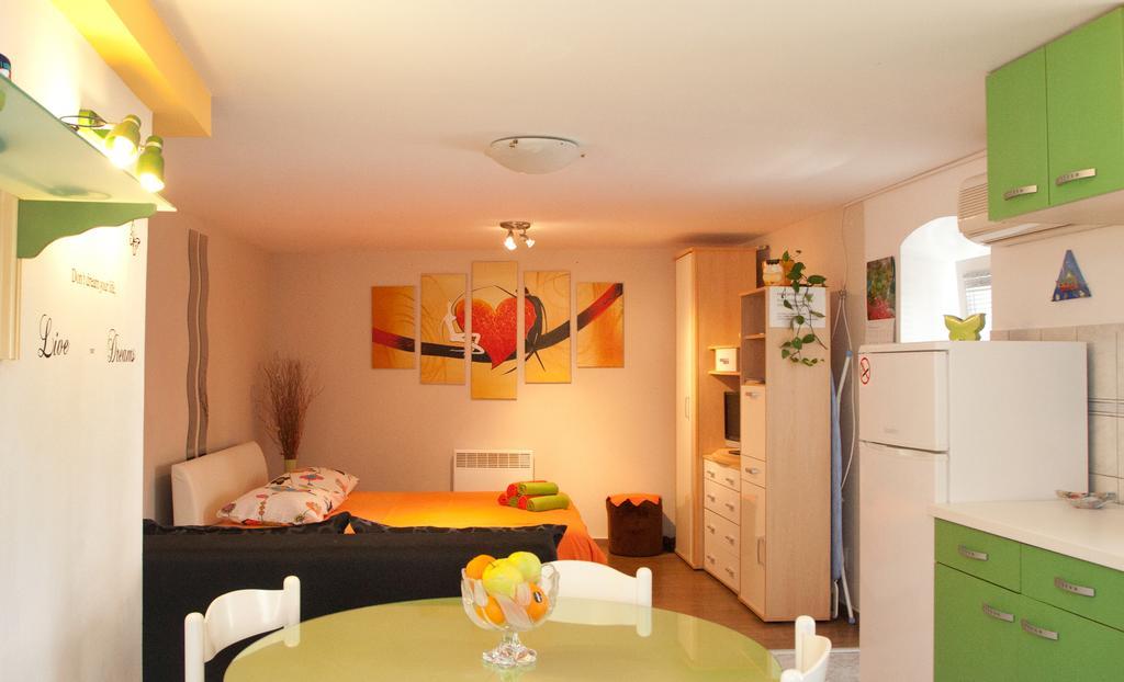 Paradise Apartment With Big Sunny Terrace In The Old Town, Few Meters From The Sea & Riva Promenade 스플리트 객실 사진